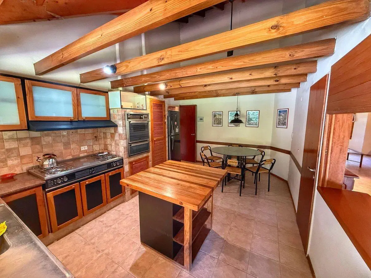 VENTA CASA 5 AMB EN LOS HORNEROS- APTO CREDITO 4