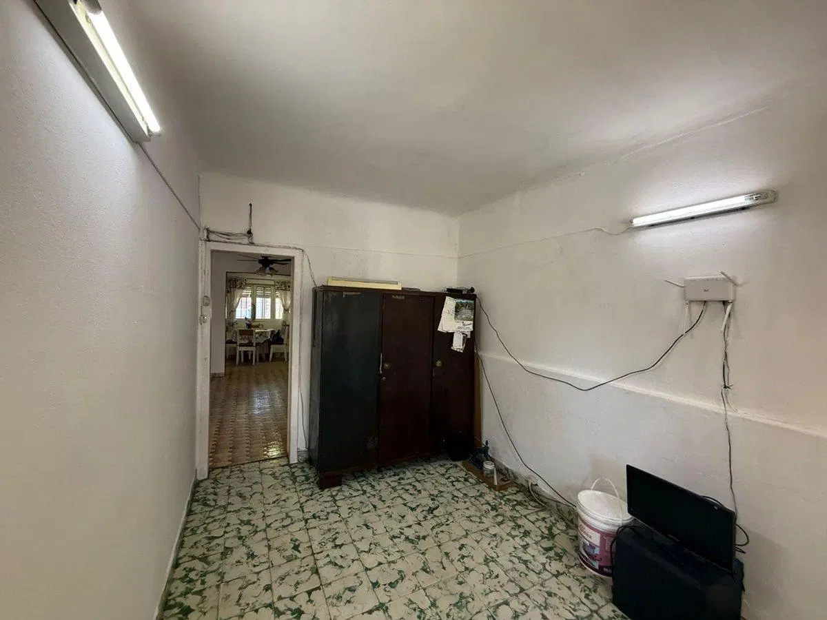 VENTA CASA EN GARIN- LOTE PROPIO 2