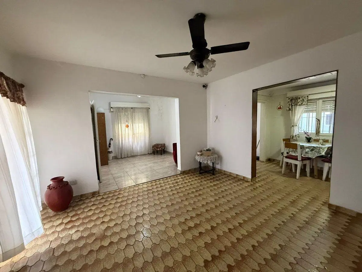 VENTA CASA EN GARIN- LOTE PROPIO 4