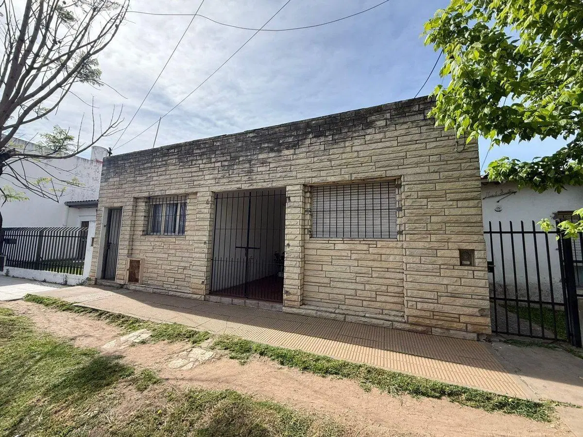 VENTA CASA EN GARIN- LOTE PROPIO 3