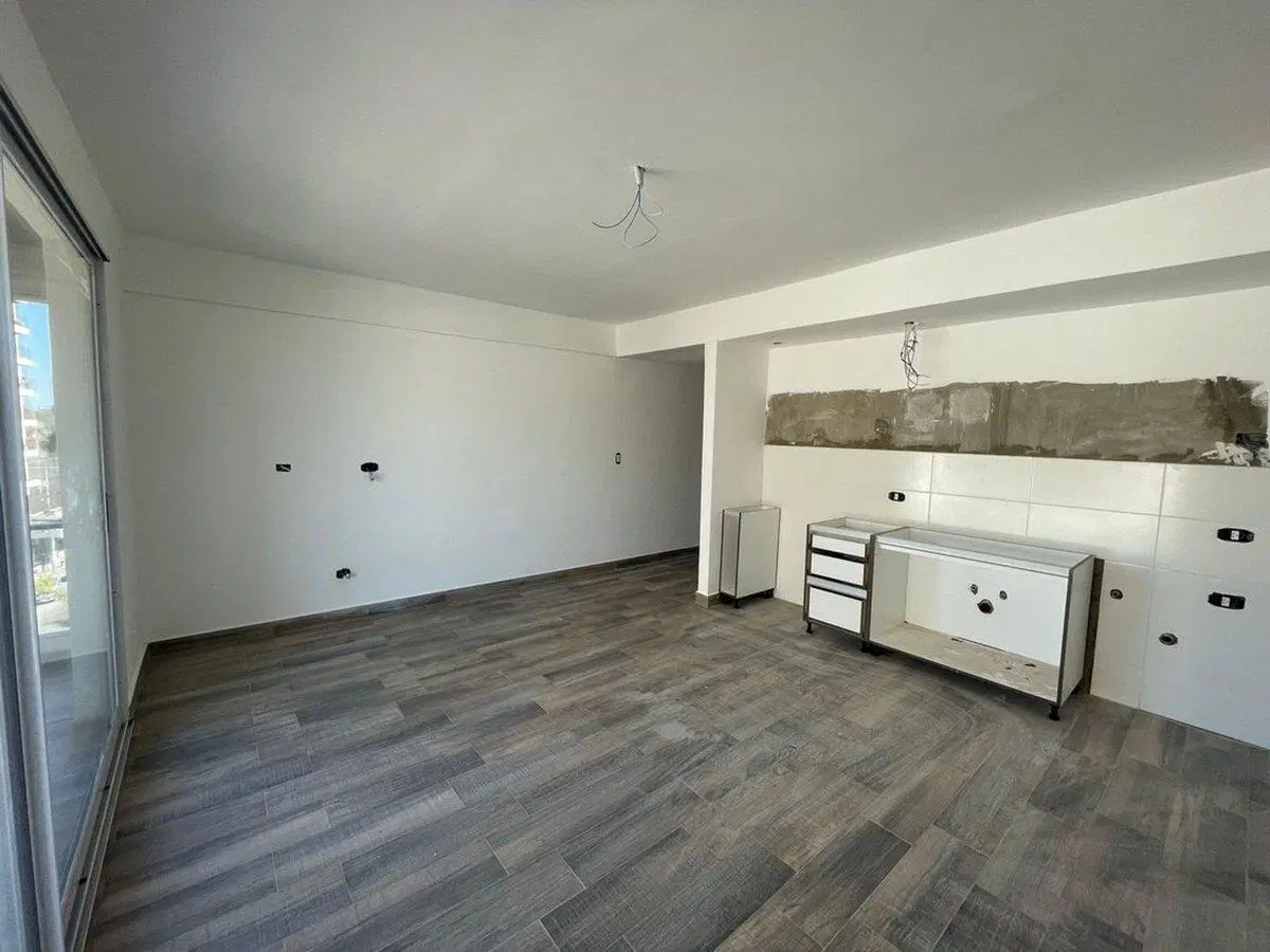 DEPARTAMENTO DE 2 AMBIENTES EN VENTA EN TIGRE 5