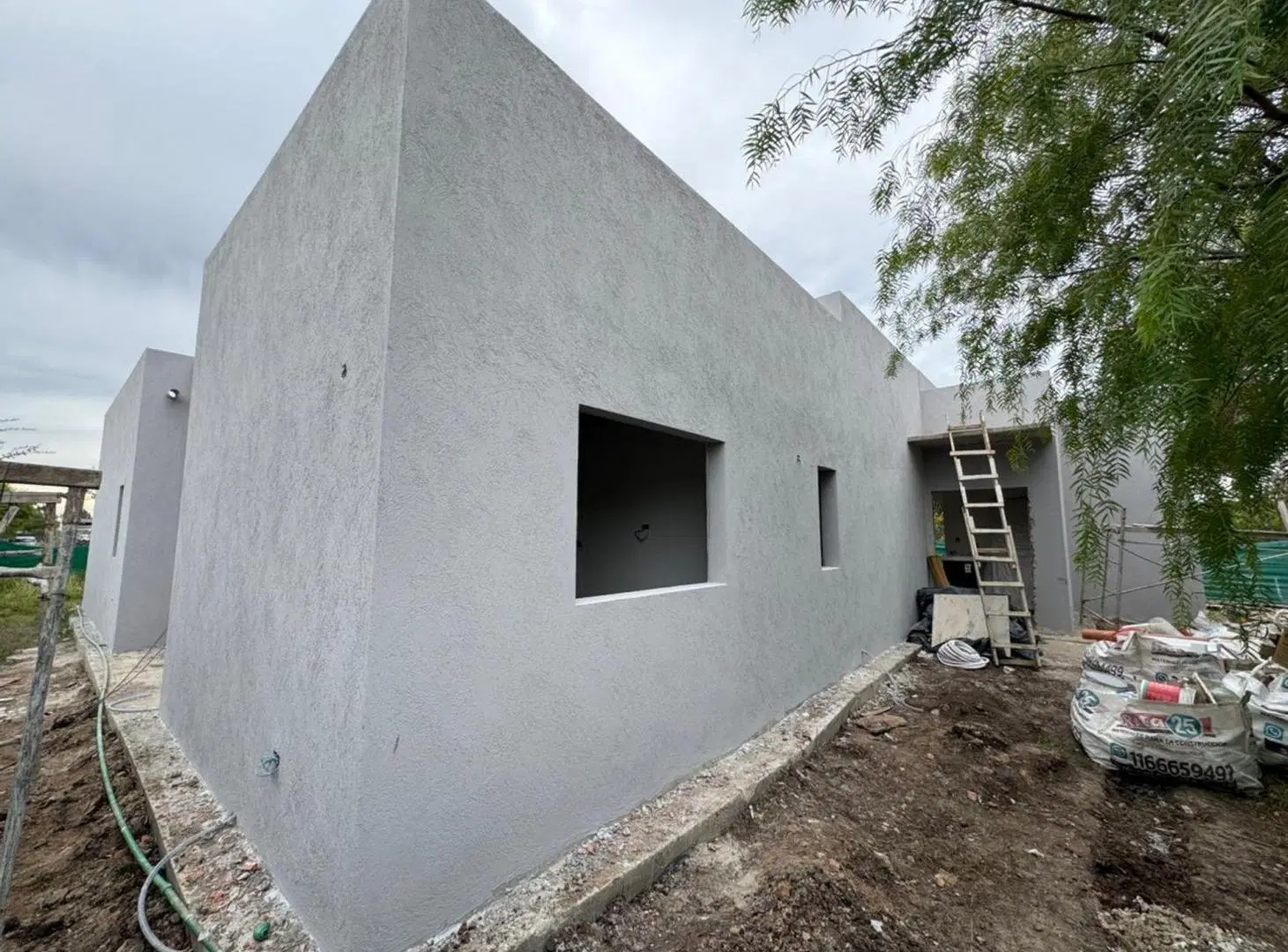 VENTA CASA 4 AMBIENTES EN SAN RAMON PILAR DEL ESTE 3