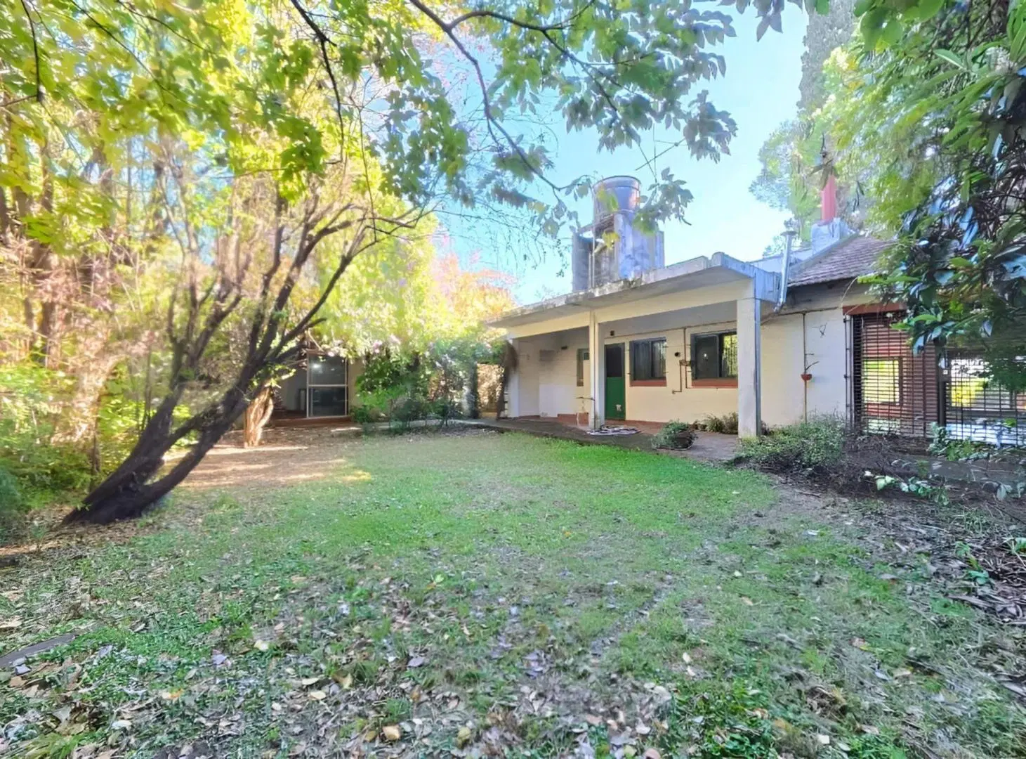 VENTA LOTE 550M2 ZONIFICACION UCA EN PILAR CENTRO 2