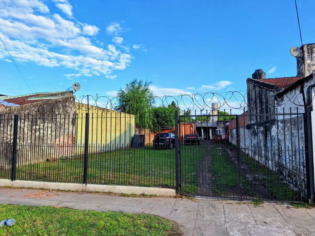 Lote en venta en José Clemente Paz 4