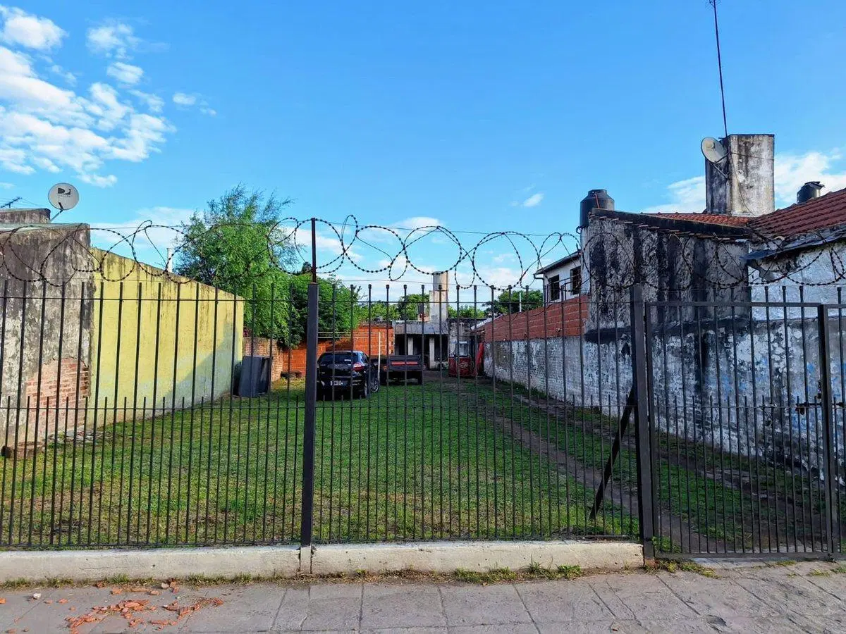 Lote en venta en José Clemente Paz 3