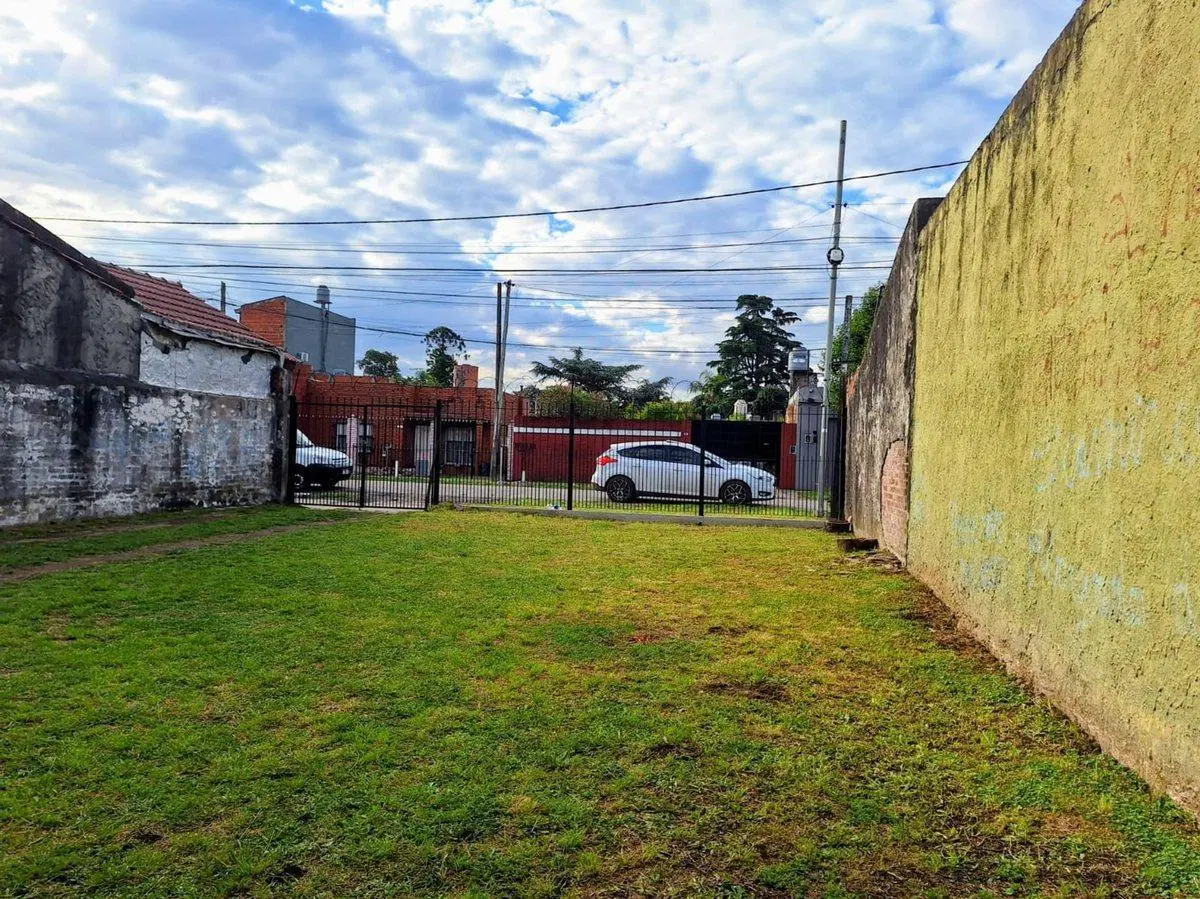 Lote en venta en José Clemente Paz 2