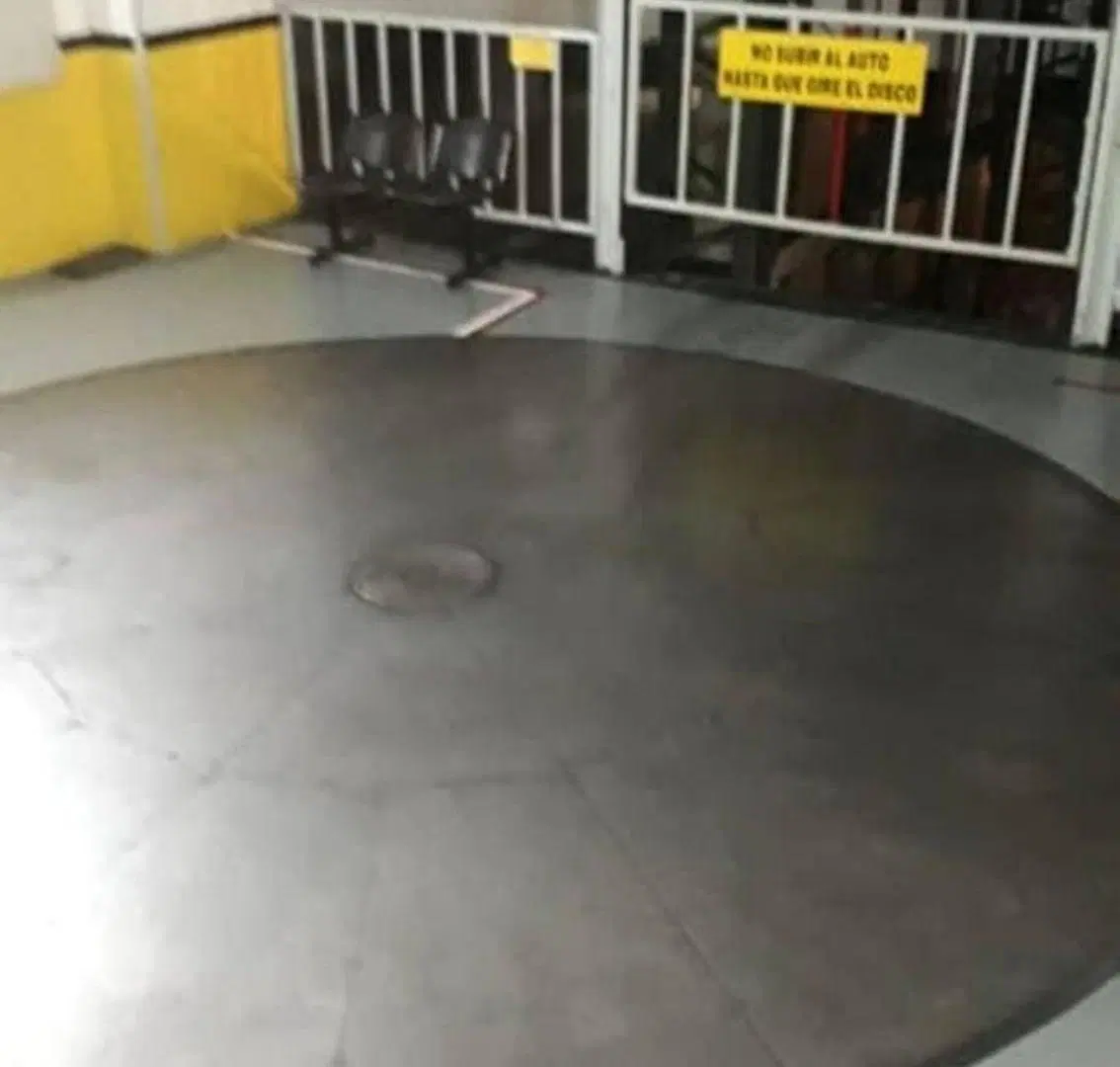 Cochera en Venta/Alquiler en Microcentro 2