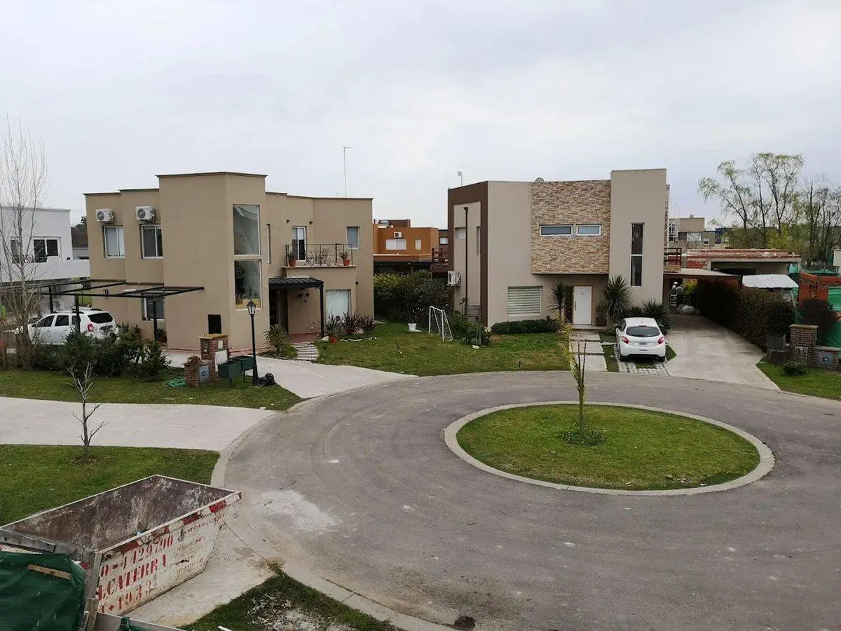 Venta Lote en Barrio Privado en La Cañada de Pilar 3