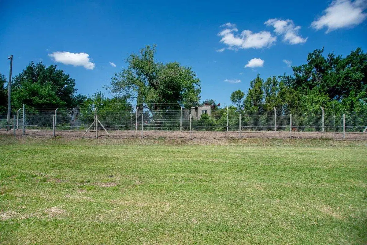 Venta Lote  Barrio Santa Emilia Pilar del Este 5