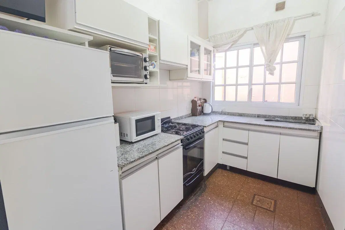 VENTA PH EN FLORES 3 AMBIENTES CON PATIO 3