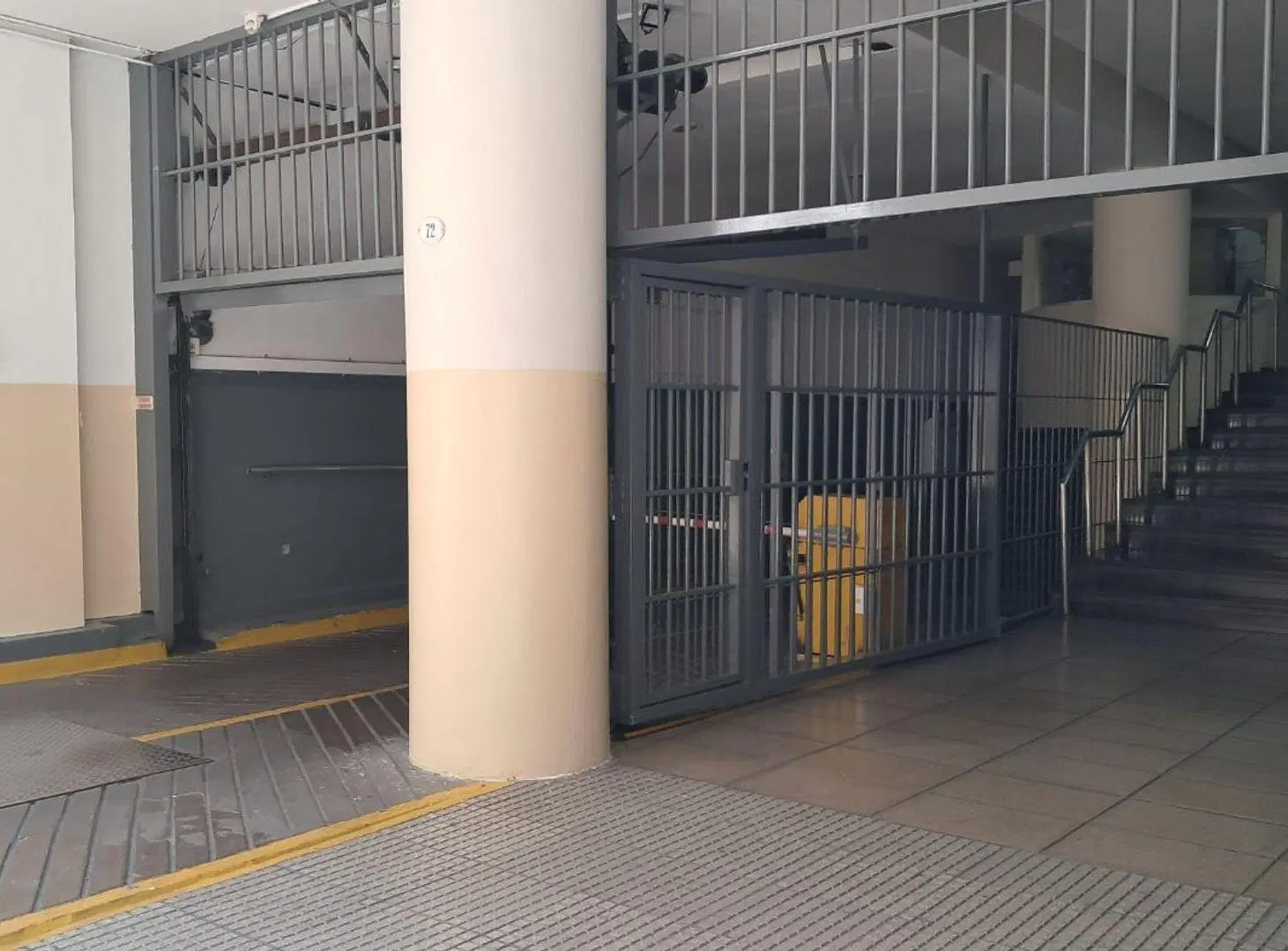 VENTA COMODA COCHERA EN MICROCENTRO 2