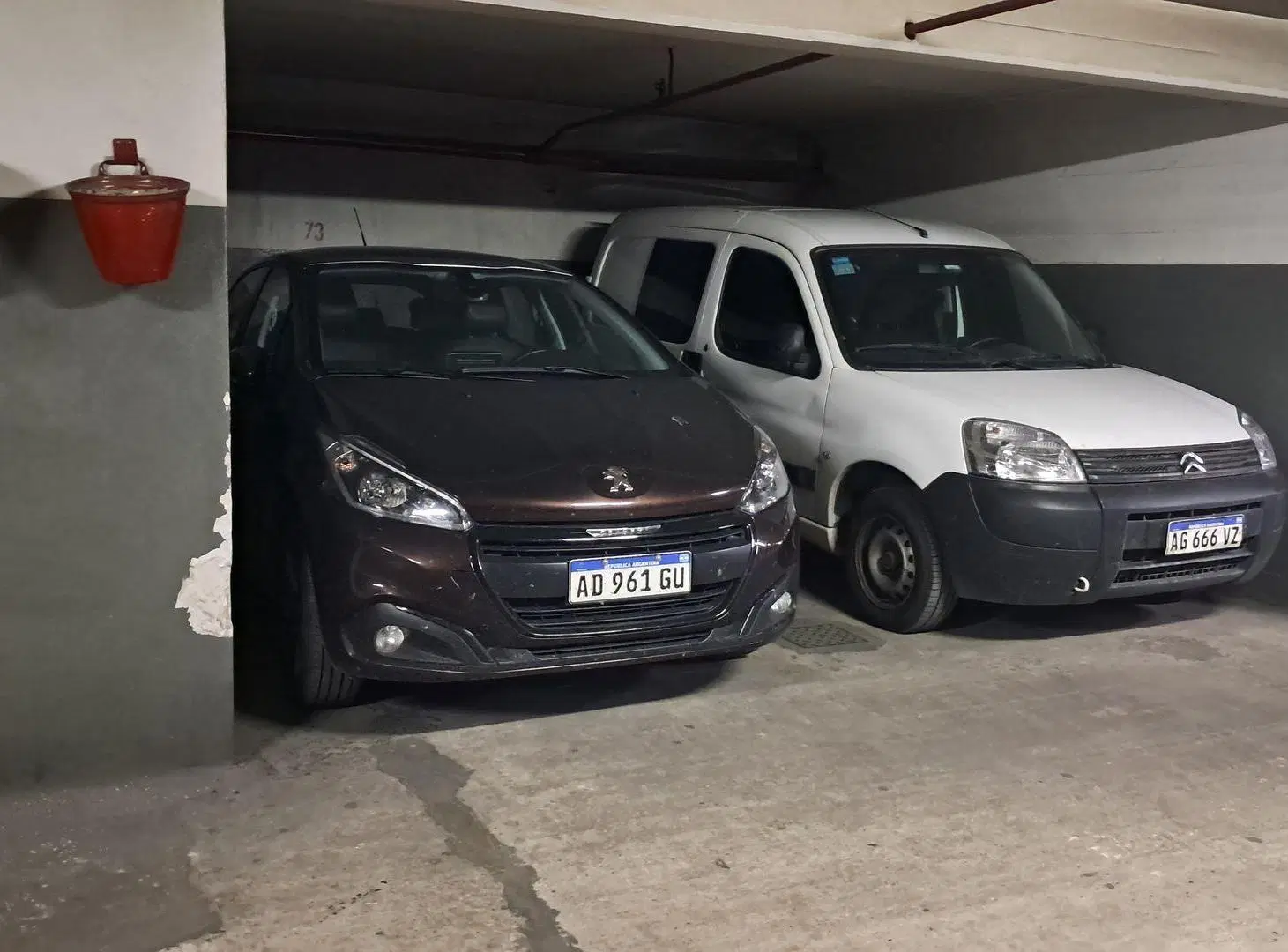 VENTA COMODA COCHERA EN MICROCENTRO 4