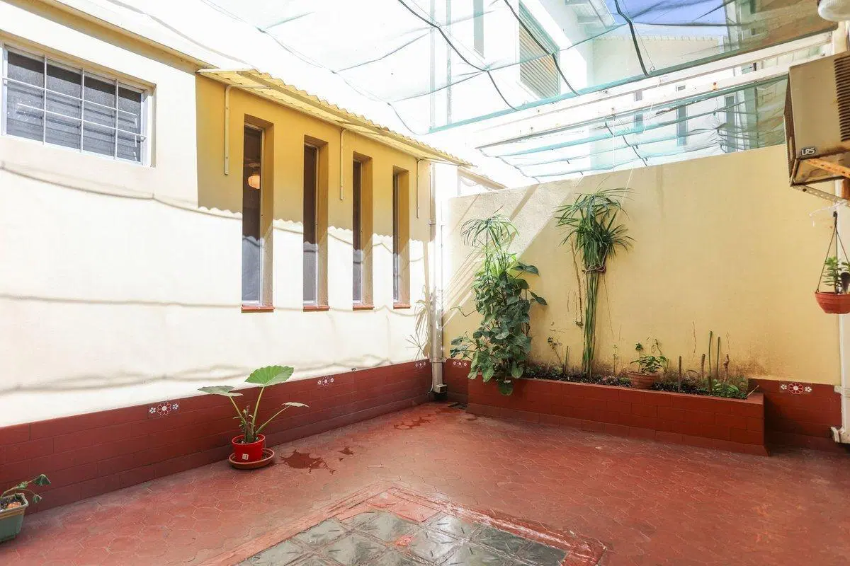 VENTA CASA 5 AMB. 2 GALPONES OFICINA FLORIDA MITRE 2