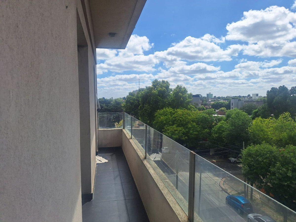 Foto de DEPARTAMENTO DE 2 AMBIENTES EN VENTA EN MORENO, imagen 1