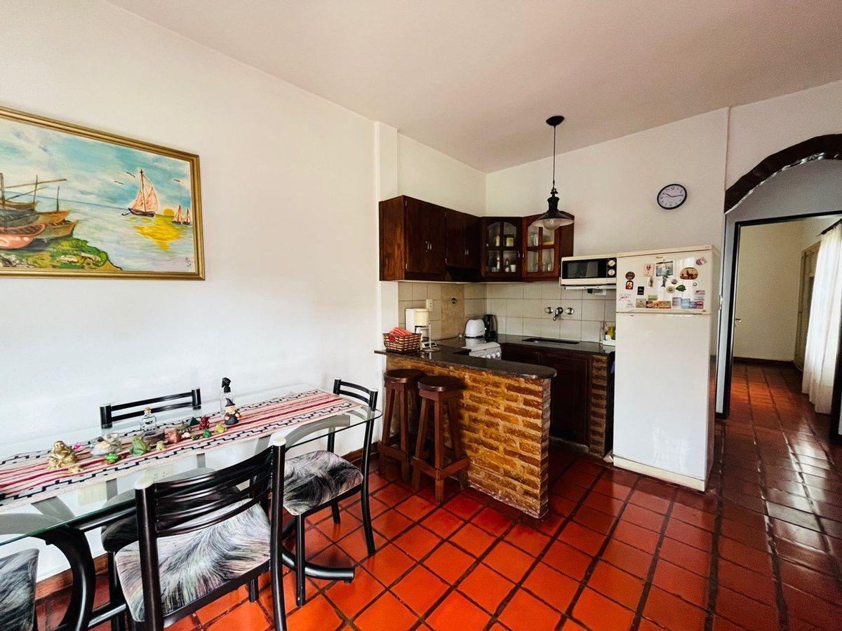Foto de CHALET MAS DEPARTAMENTO acepta PERMUTA, imagen 4