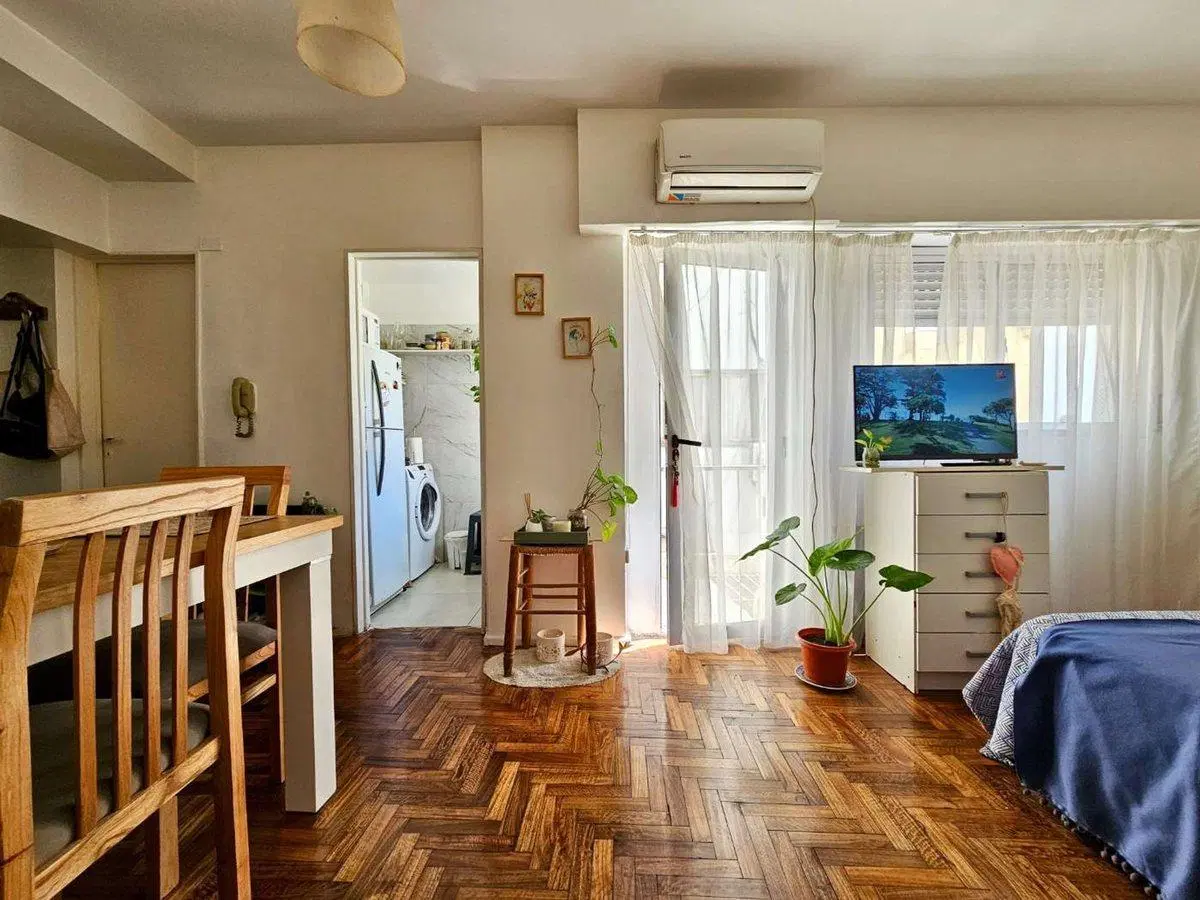 VENTA DEPARTAMENTO MONOAMBIENTE BALVANERA LUZ 4