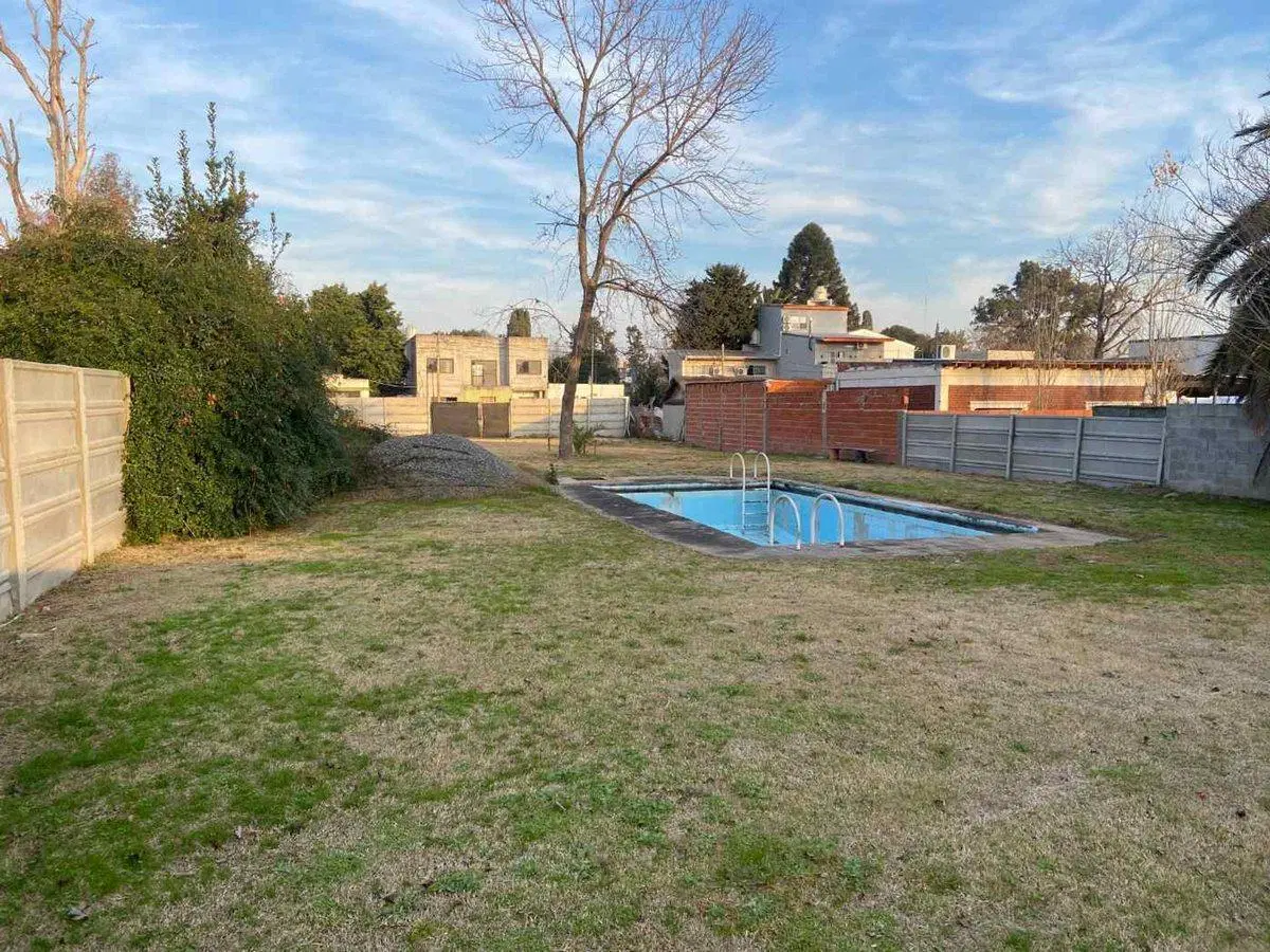 VENTA LOTE 902 M2 EL TALAR CON PILETA, AGUA, LUZ. 2
