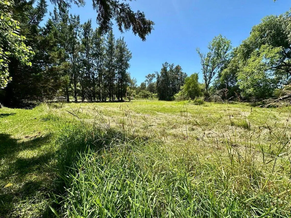 Lote en Venta en el Barrio CUBE con bajada propia 2