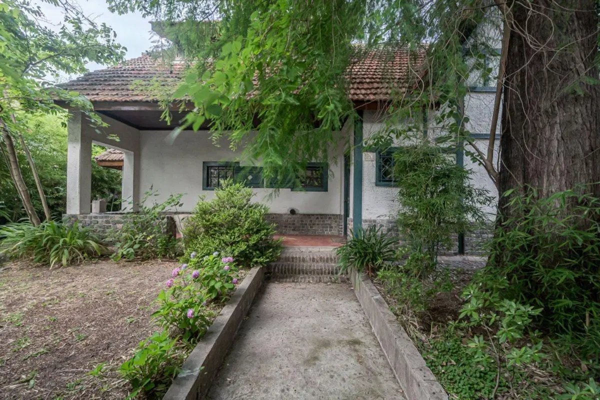 CASA DE 7 AMBIENTES EN VENTA EN TIGRE CENTRO 3