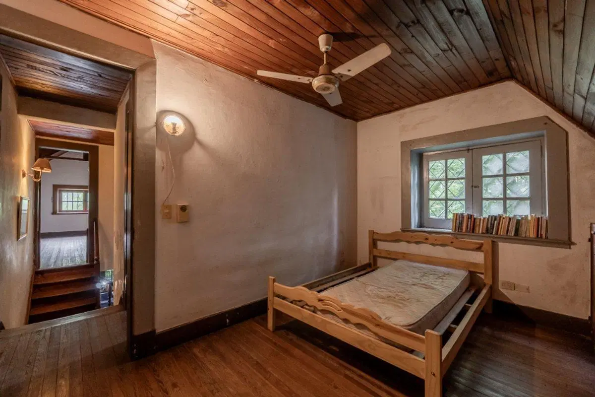 CASA DE 7 AMBIENTES EN VENTA EN TIGRE CENTRO 4