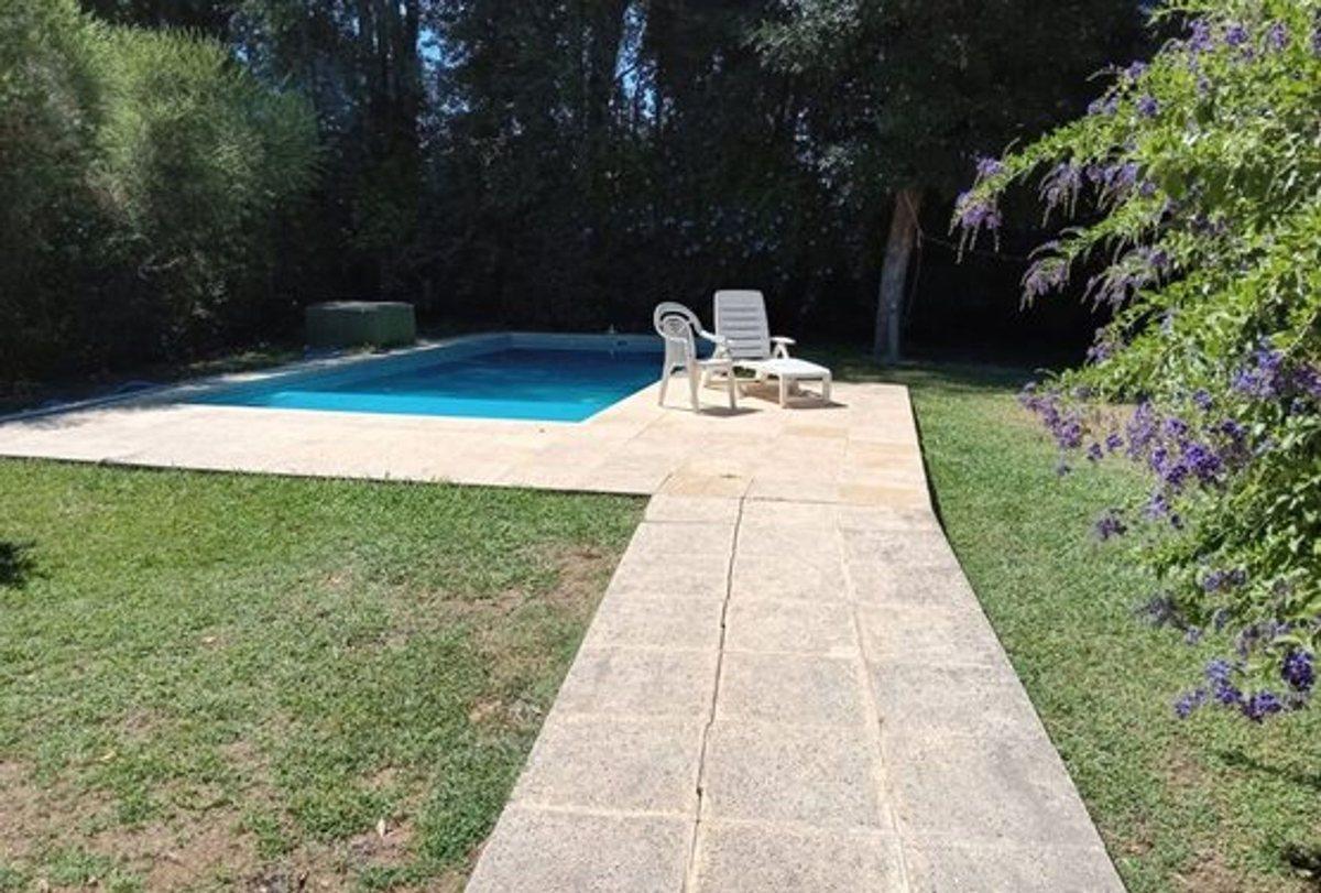 VENTA CASA 4 AMBIENTES LA ARBOLEDA GARIN