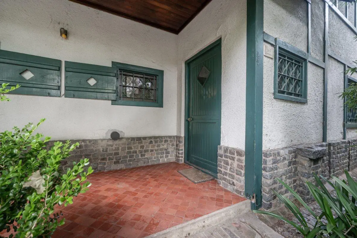 CASA DE 7 AMBIENTES EN VENTA EN TIGRE CENTRO 3