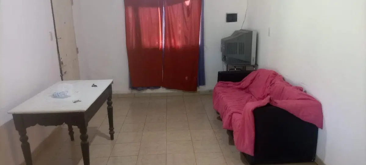 VENTA CASA 2 AMBIENTES EN MATHEU ESCOBAR 5