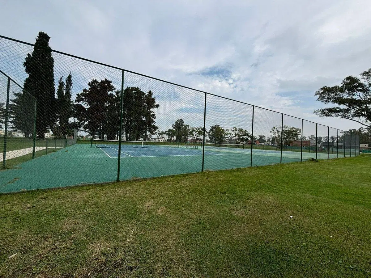 Lote en Barrio Santa Sofia Pilar del Este 5