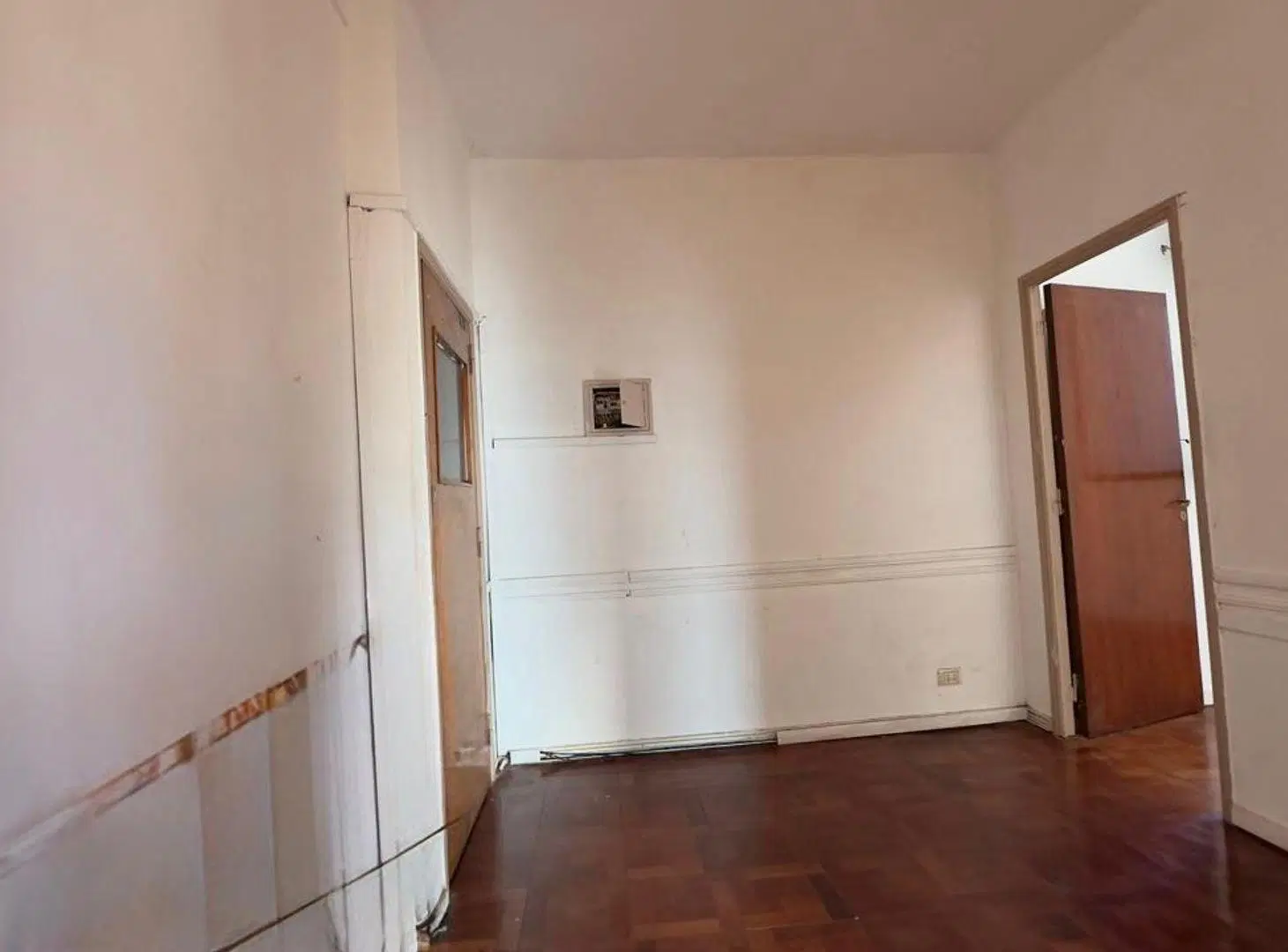 OFICINA EN VENTA EN EL BARRIO DE MONSERRAT 5