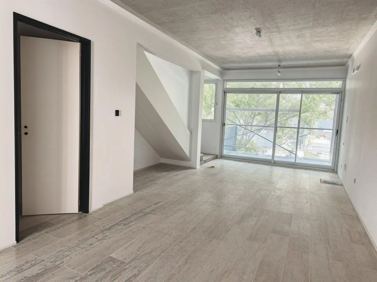 VENTA 3 ambientes DUPLEX Coghlan Balcon TERRAZA 2