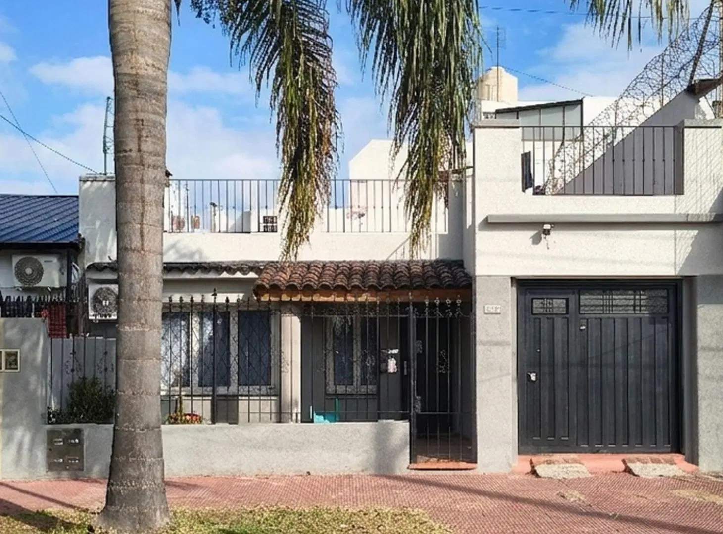 Venta Casa 4 amb - 2 Dorm - Ramos Mejia 2