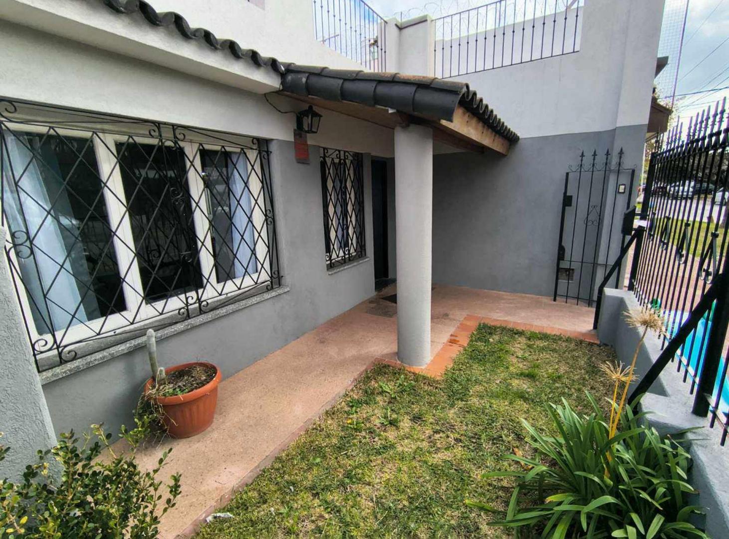Venta Casa 4 amb - 2 Dorm - Ramos Mejia