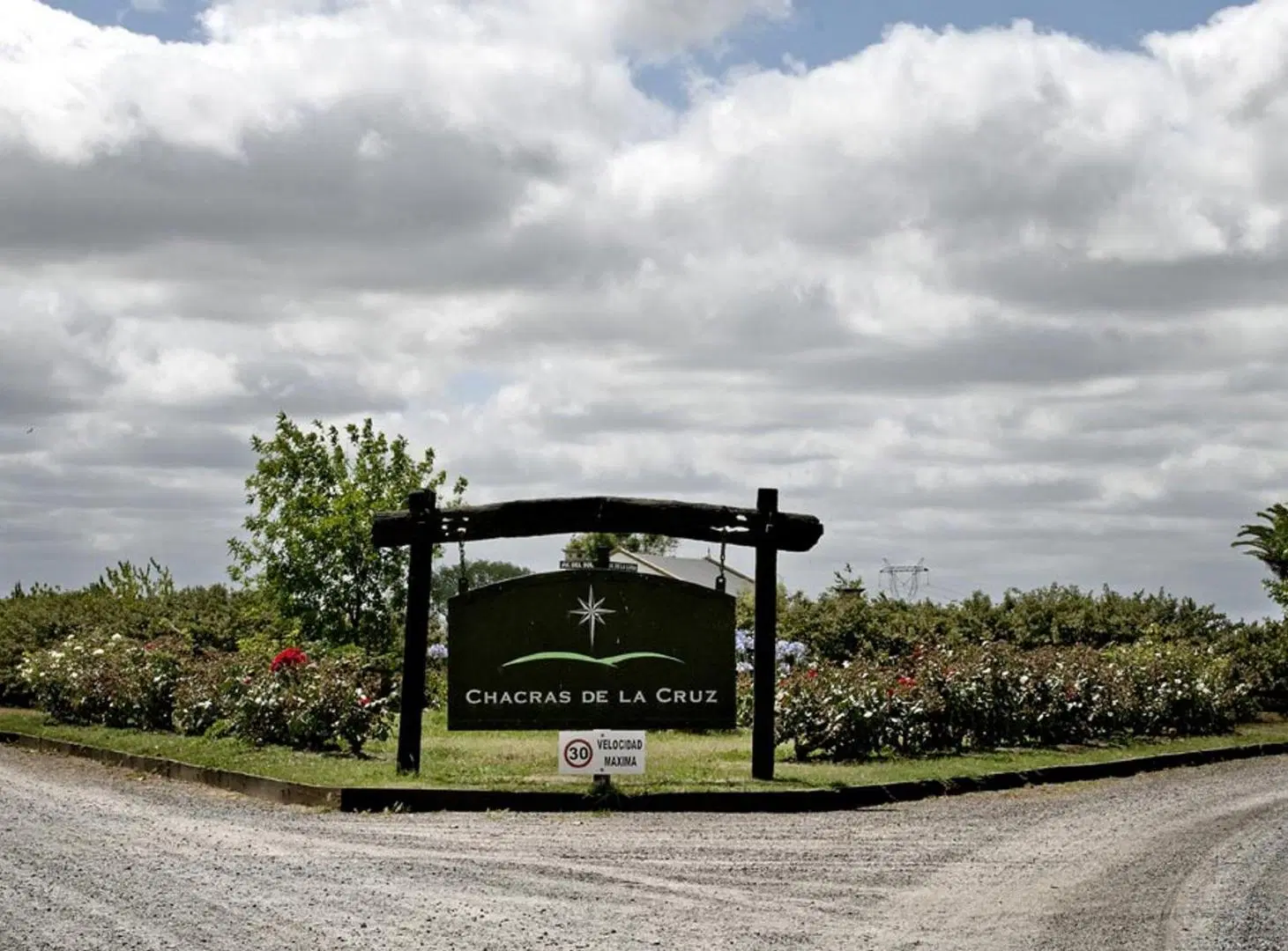 Venta de Lote Central Unico en Chacras de la Cruz 2
