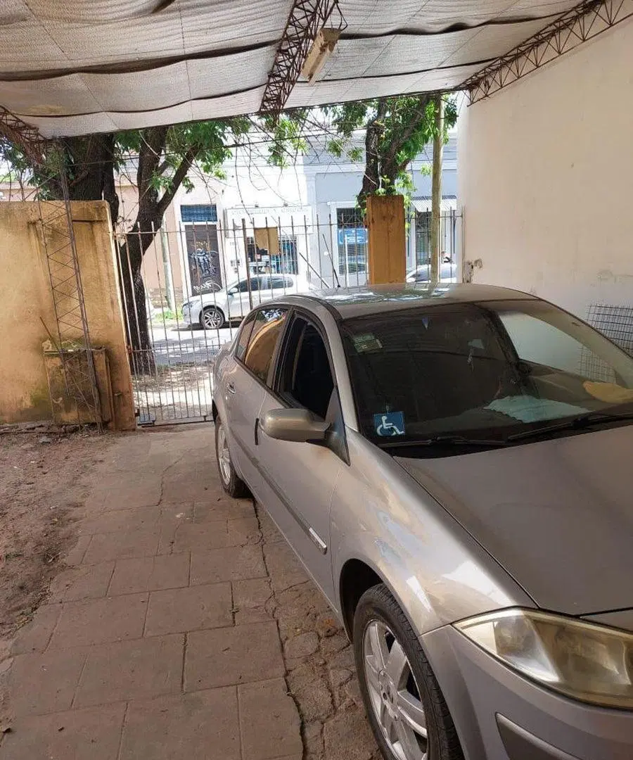 Venta Ph con Cochera a refaccionar en escobar 4