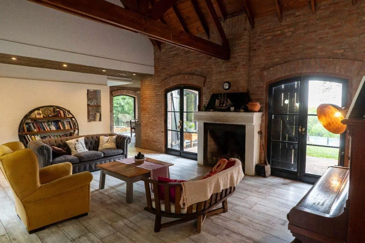 VENTA CASA QUINTA VISTA A LA BARRANCA DEL CAZADOR 2