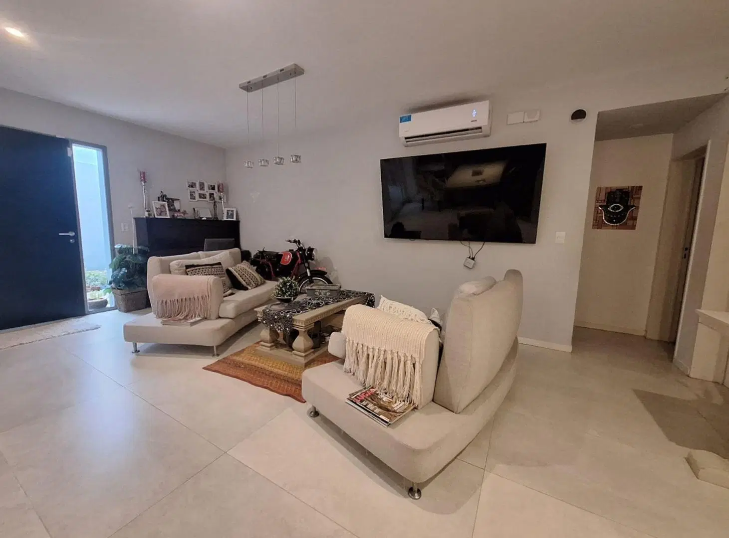CASA DE 5 AMBIENTES EN VENTA EN TORTUGUITAS 5