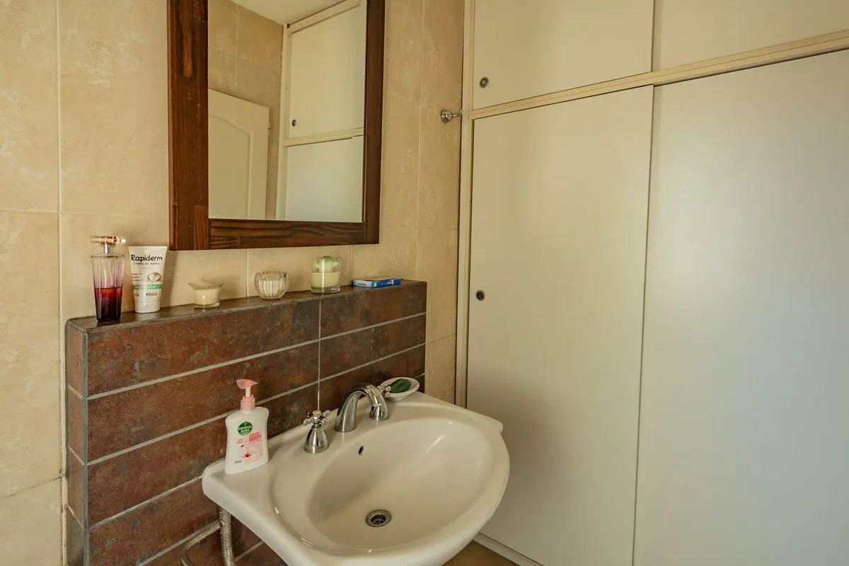 Venta Casa 4 amb Pileta  Barrio La Arboleda Garin 4