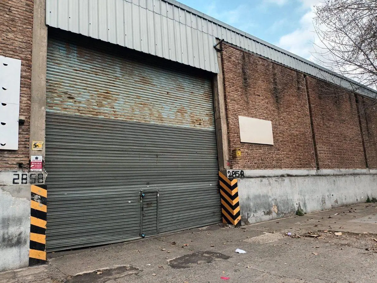 ALQUILER DEPOSITO/ GALPON C/ SEGURIDAD- BARRACAS 5