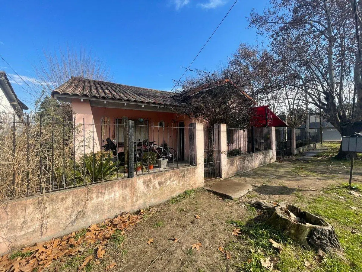 Venta casa 4 ambientes en Garin APTO CREDITO 3