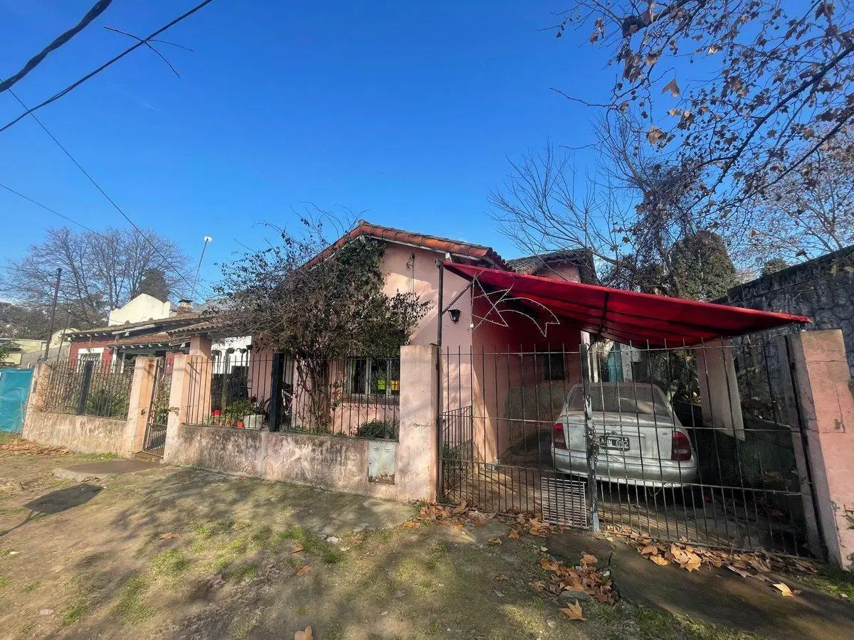Venta casa 4 ambientes en Garin APTO CREDITO 4