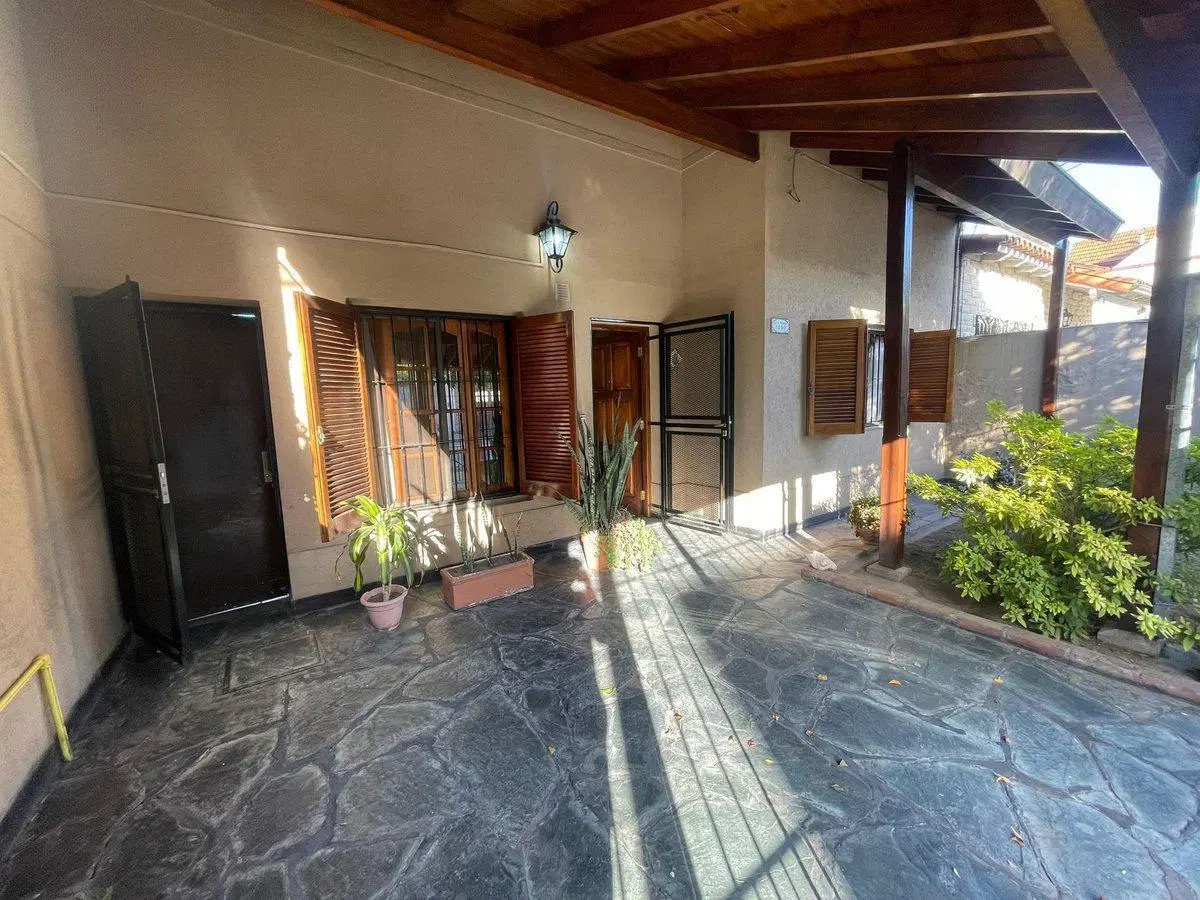 Oportunidad: venta de dos casas en un mismo lote 3
