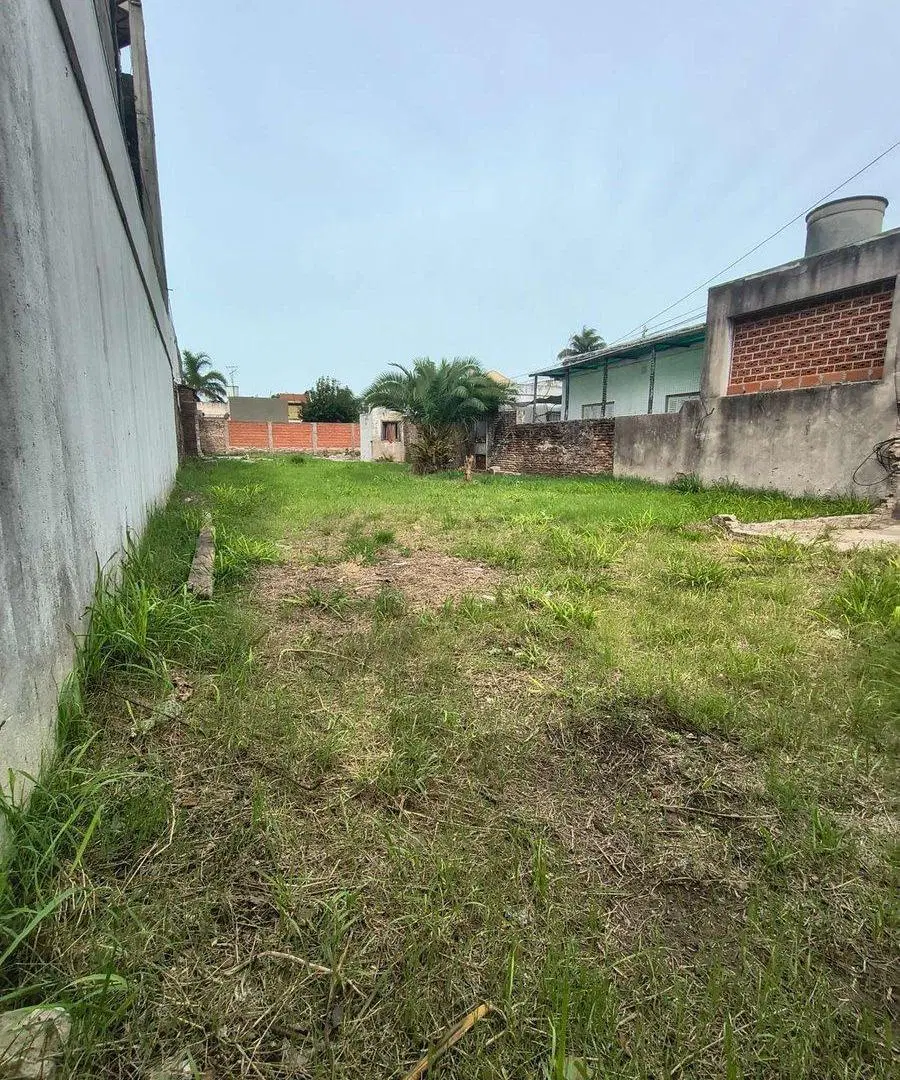 LOTE EN VENTA - MORON 2
