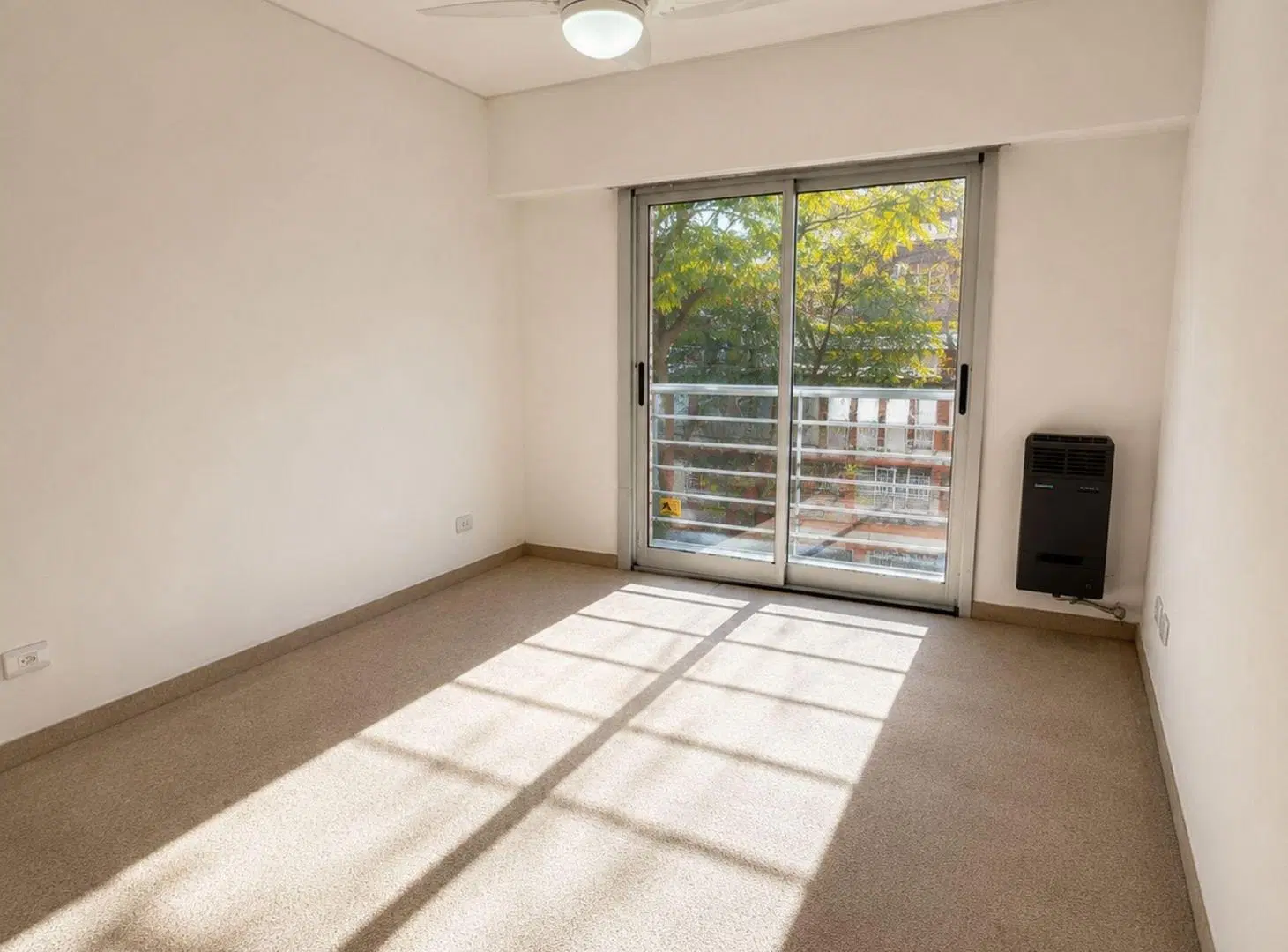 DPTO 2  AMB EN VENTA EN SAN FERNANDO C/ COCHERA 2