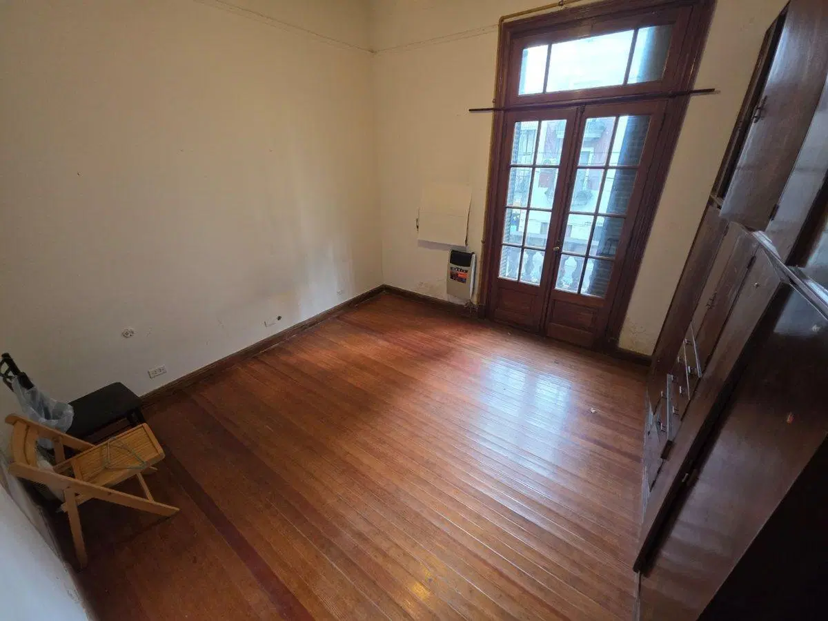 VENTA CASA MULTIFAMILIAR EN FLORES 5
