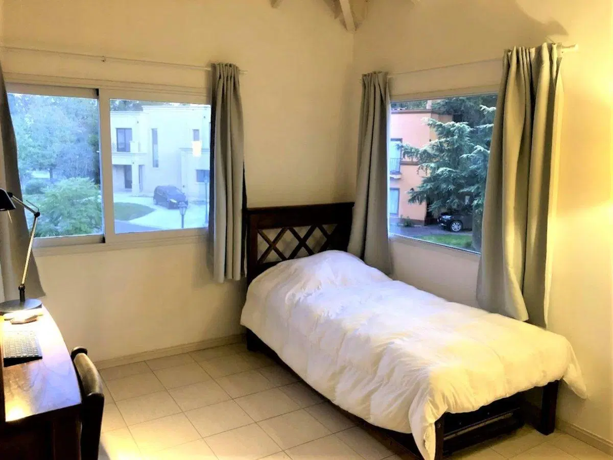 Casa de 6 ambientes en Fincas del Lago Escobar 3