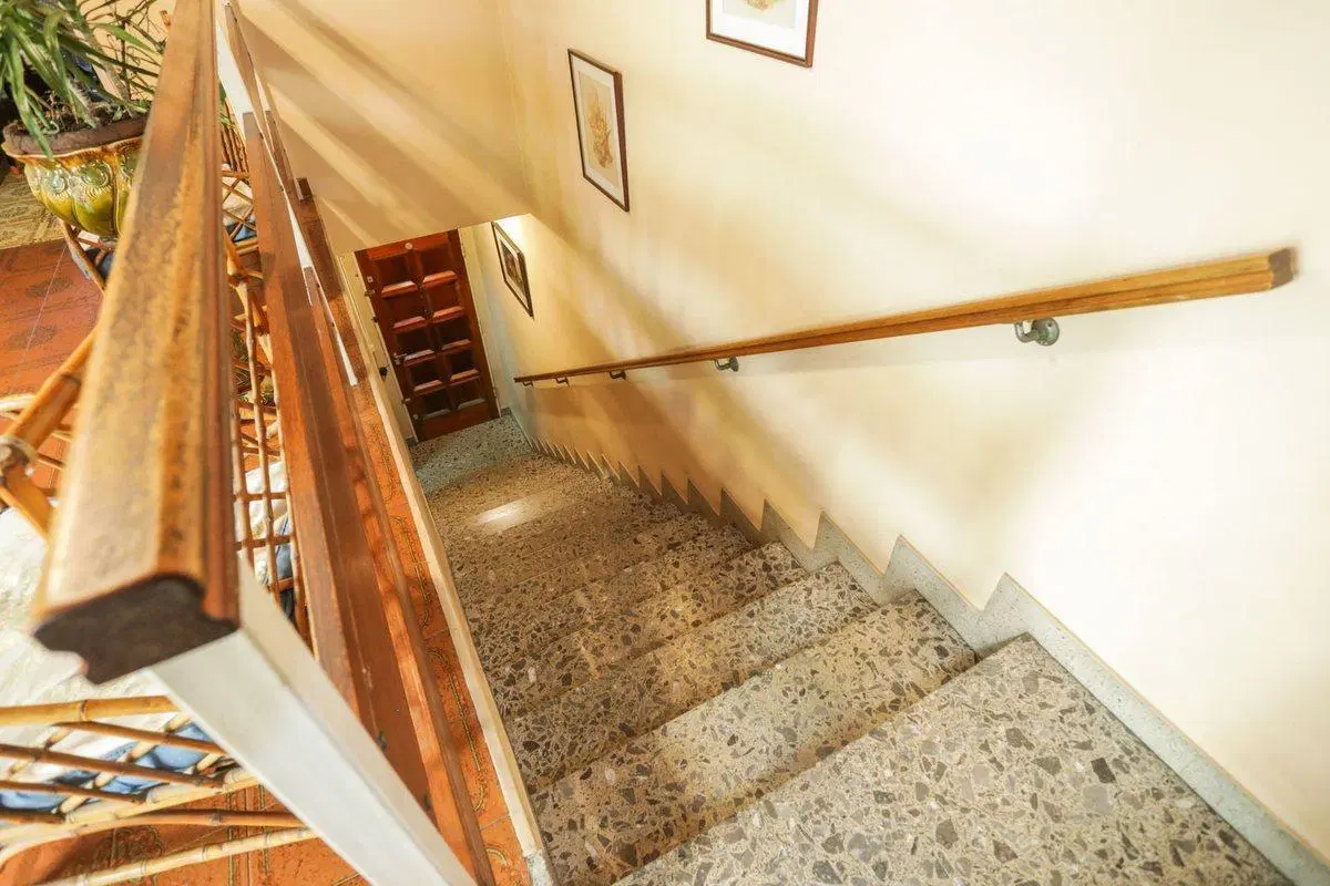 VENTA CASA 5 AMB. 2 GALPONES OFICINA FLORIDA MITRE 8