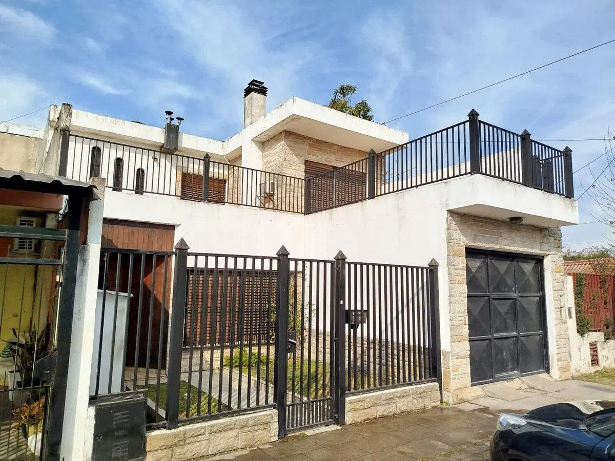 Casa en Venta 5 Amb en Jose C Paz , Apta Crédito 5