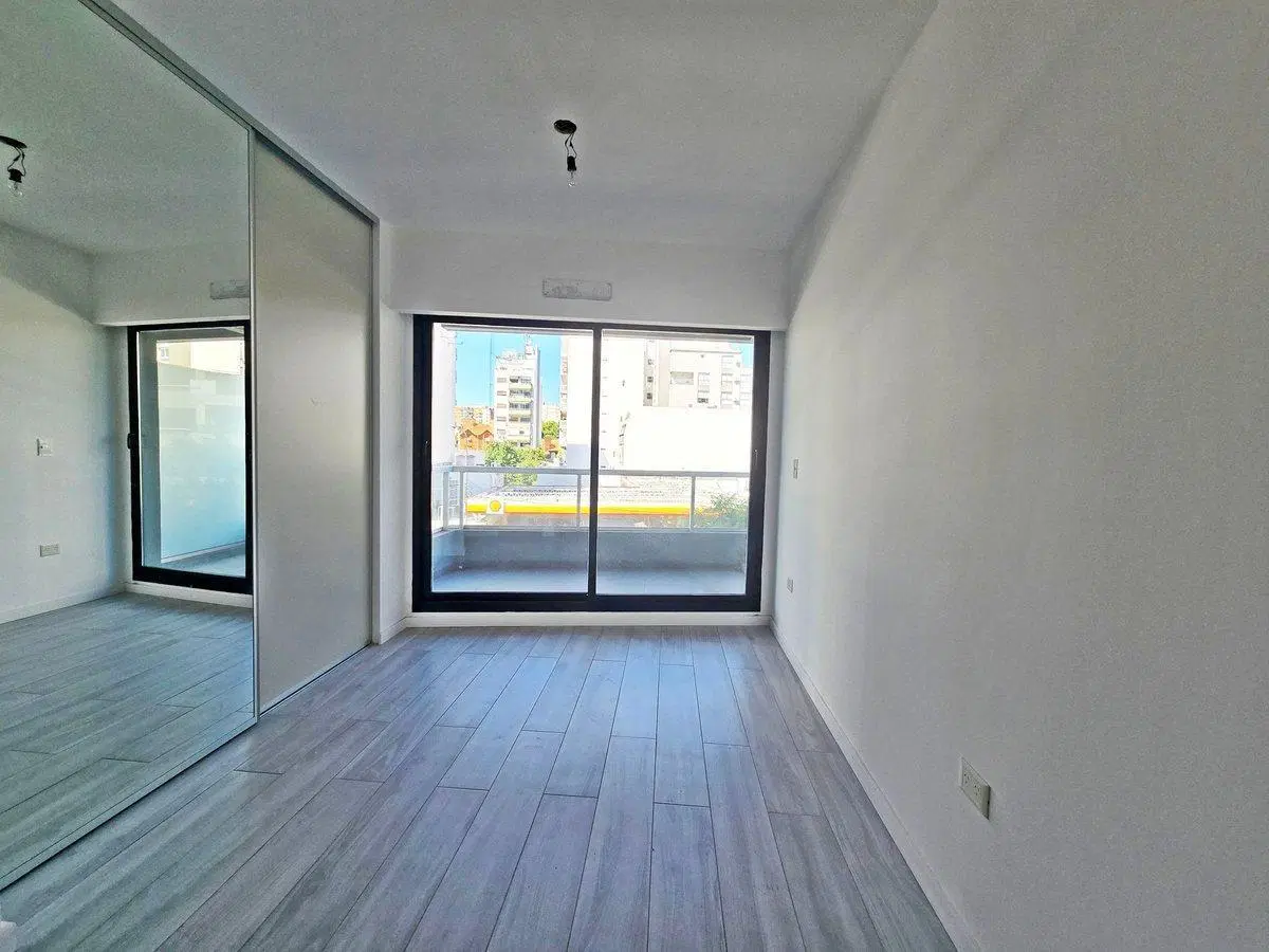 VENTA DEPARTAMENTO NUÑEZ FRENTE CON BALCÓN. RENTA 8