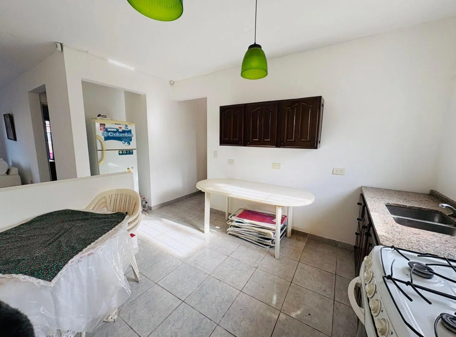 VENTA CASA 3 DORMITORIOS  CON GRAN JARDIN 8