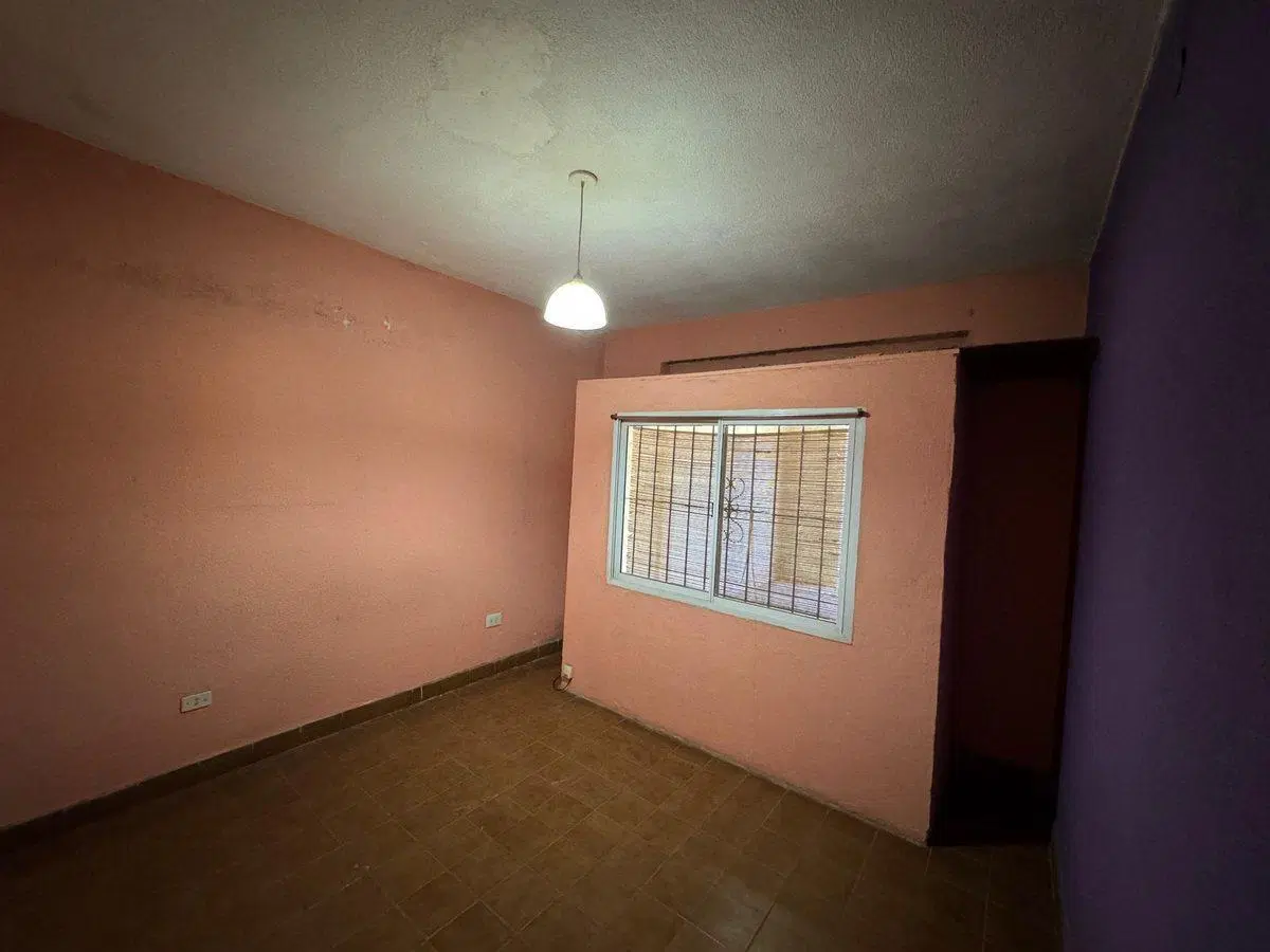 VENTA CASA 4 AMBIENTES EN GARIN. 3